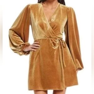 Gianni Bini Gold Velvet Long-sleeve Wrap Dress, Size S